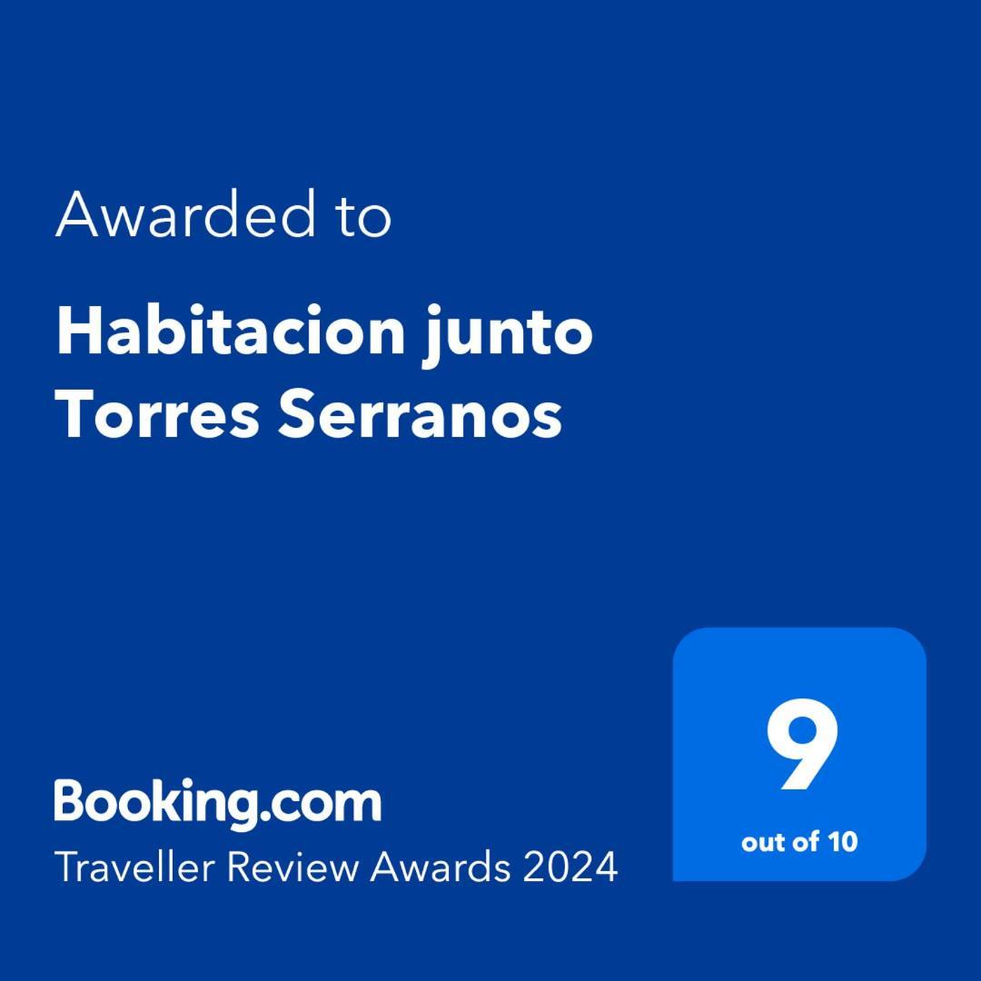 Habitacion Junto Torres Serranos فالنسيا المظهر الخارجي الصورة